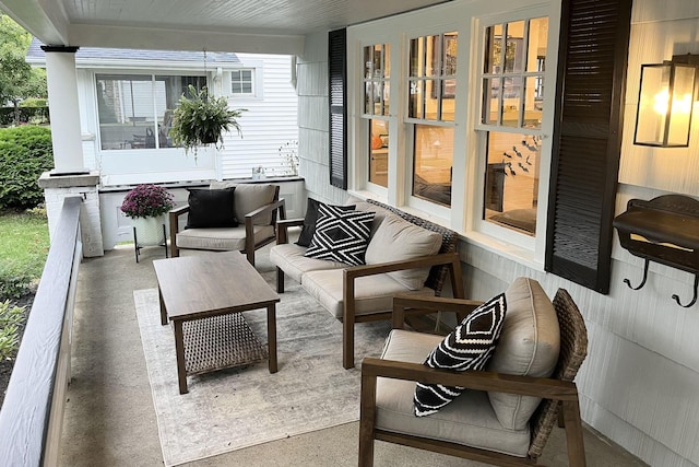 view of patio featuring covered porch