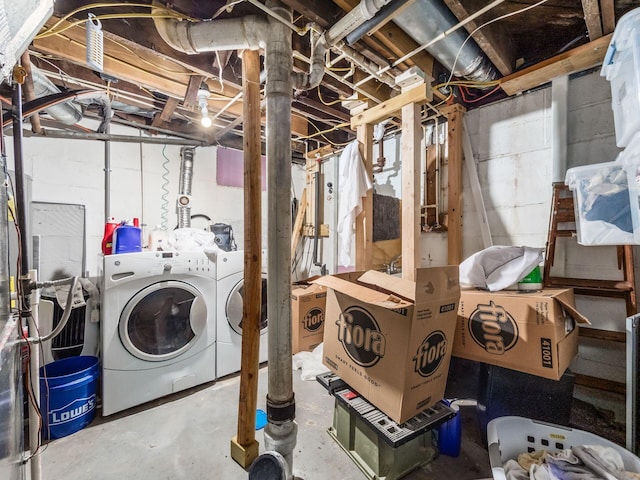 basement featuring washer and dryer