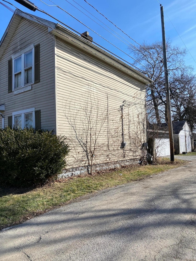 view of home's exterior