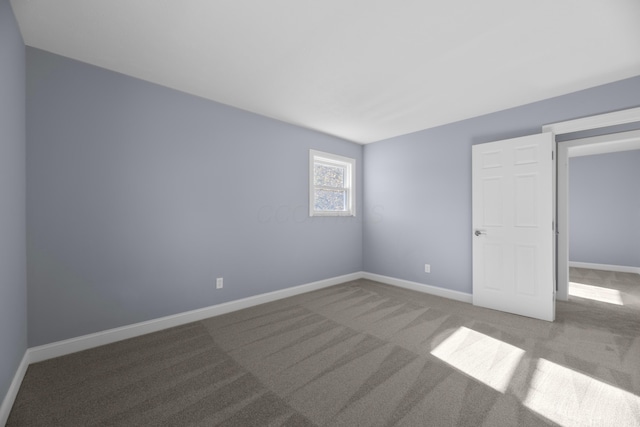 unfurnished bedroom featuring carpet floors