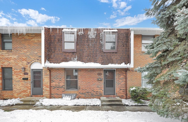 view of townhome / multi-family property