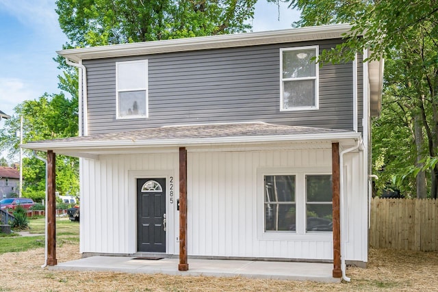 view of front of property