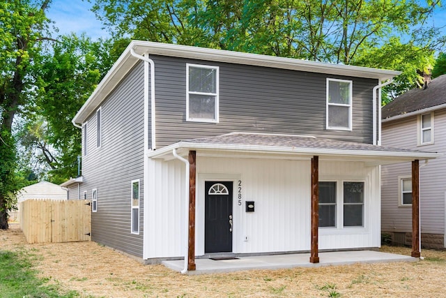 view of front property