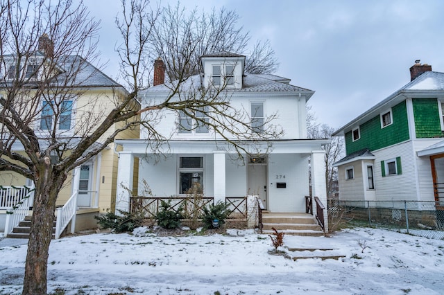 view of front facade with covered porch