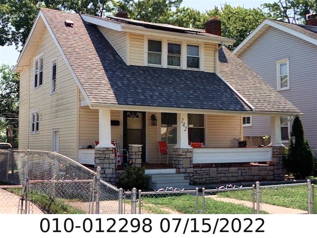 view of front of house featuring covered porch