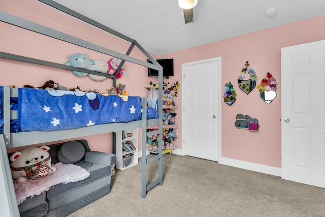 bedroom with carpet flooring and ceiling fan