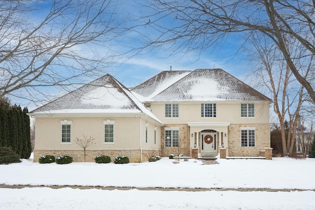 view of front property