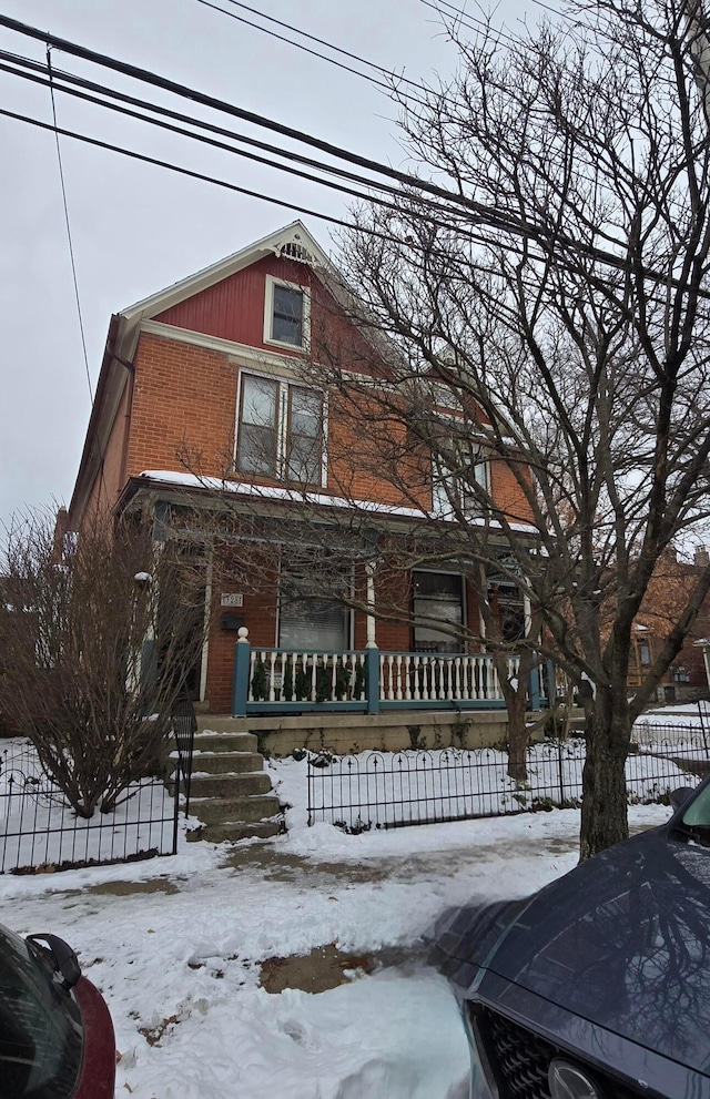 view of front of house