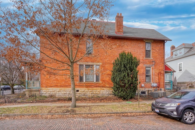 view of property exterior