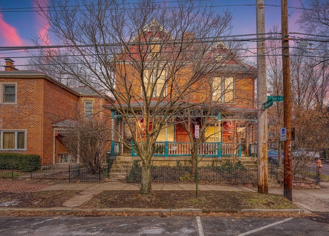 view of front of home