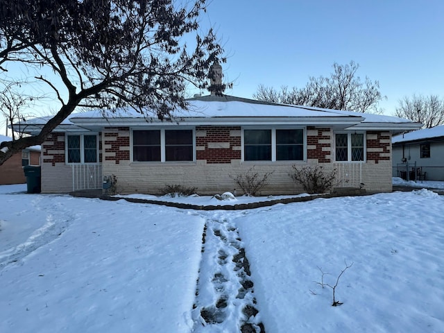 view of front of house