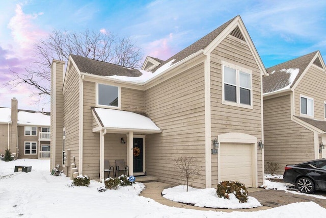 view of front facade featuring a garage