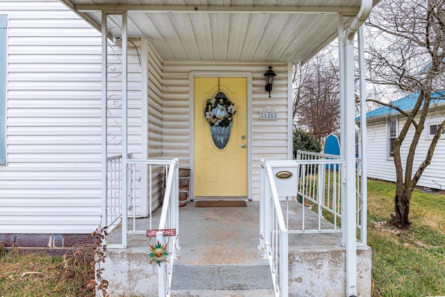 view of property entrance