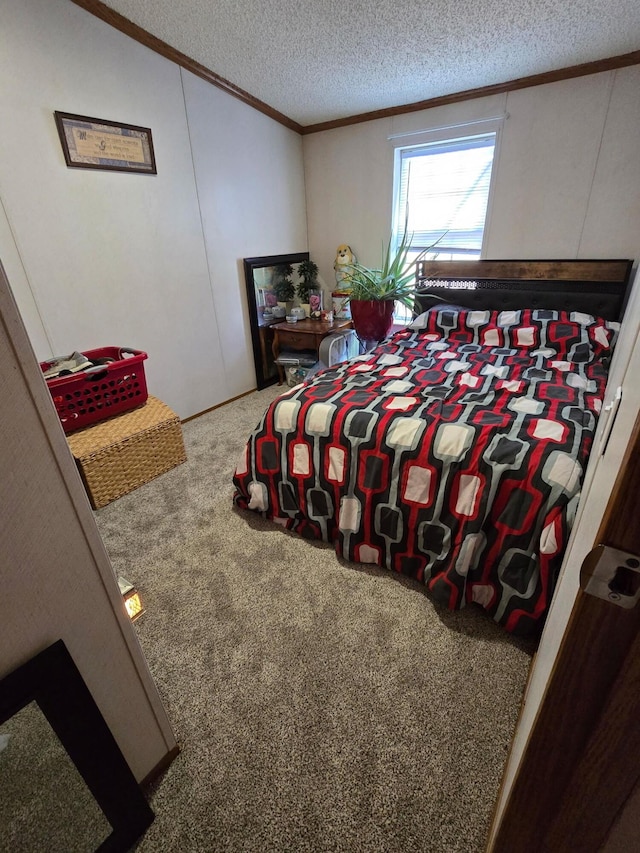 bedroom featuring carpet floors, lofted ceiling, crown molding, and a textured ceiling