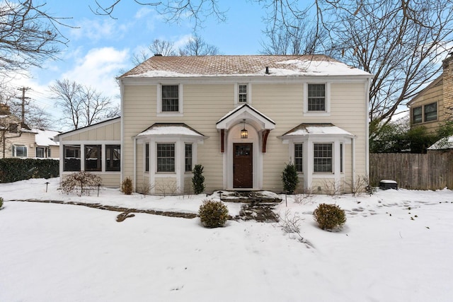 view of front of property