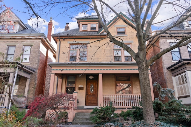 view of front of property with a porch