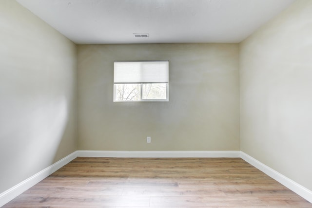 empty room featuring light hardwood / wood-style flooring