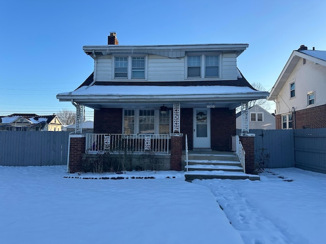 view of front facade featuring a porch