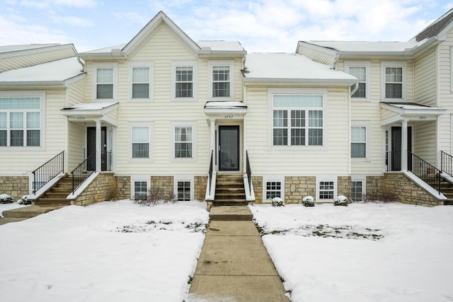 Listing photo 3 for 5797 Andrew John Dr, New Albany OH 43054