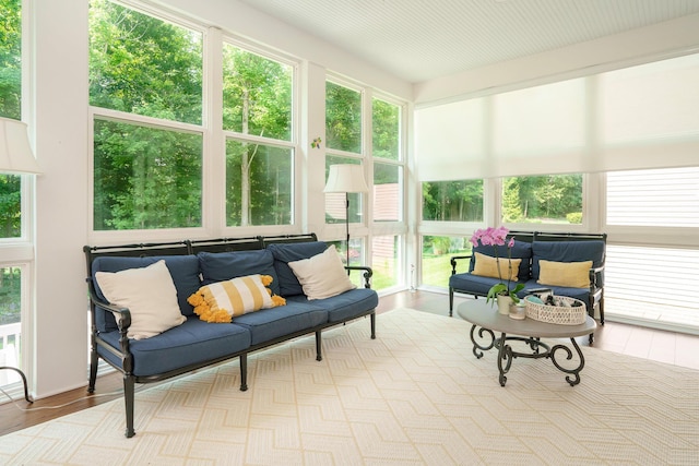 view of sunroom / solarium