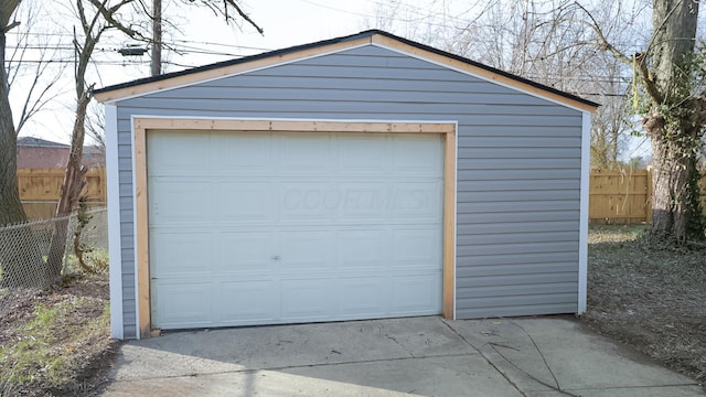 1807 Weiler Ave, Columbus, OH 43207 - detached garage featuring fence and driveway