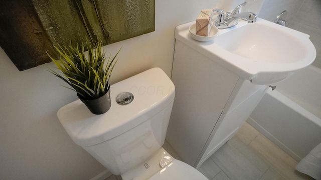 1807 Weiler Ave, Columbus, OH 43207 - half bathroom with toilet