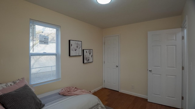 1807 Weiler Ave, Columbus, OH 43207 - bedroom with wood finished floors and baseboards