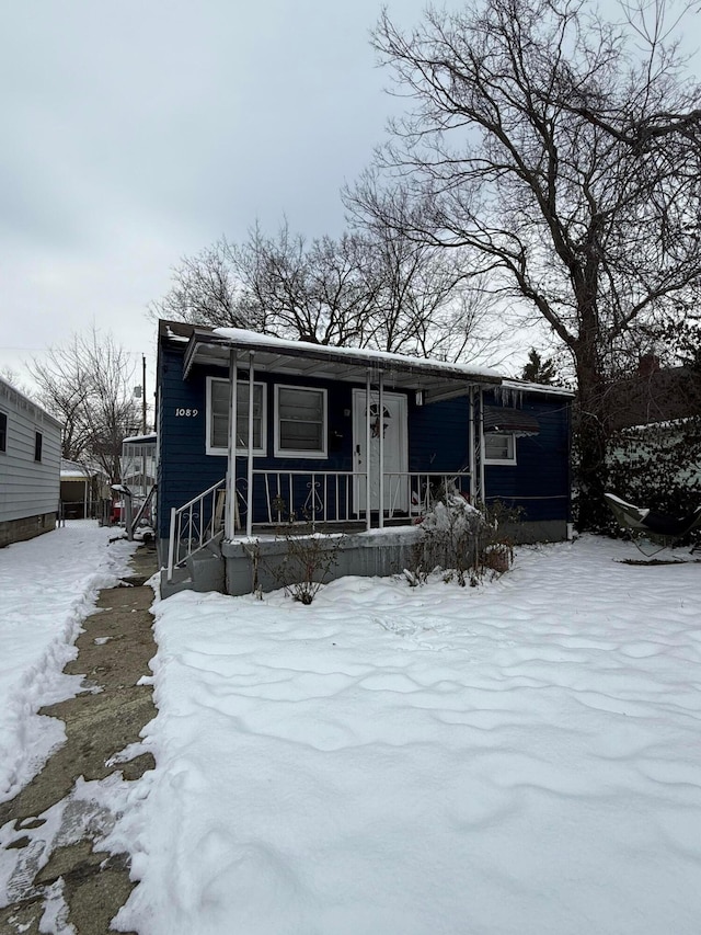 view of front of home featuring a porch