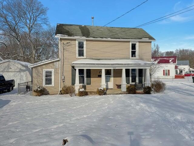 view of front of home with covered porch