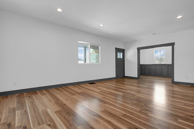 262 N 17th St, Columbus, OH 43203 - unfurnished room with wood-type flooring