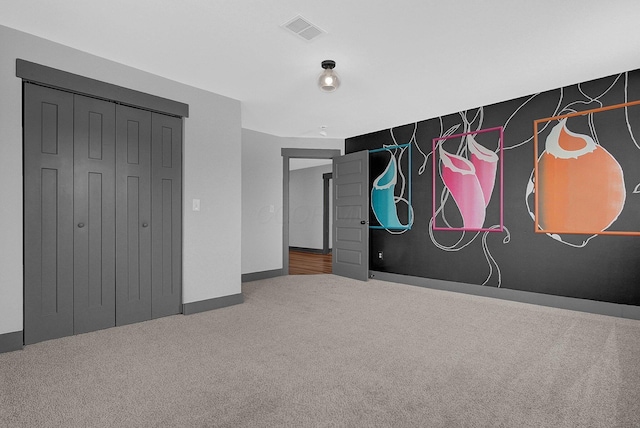 262 N 17th St, Columbus, OH 43203 - recreation room featuring carpet