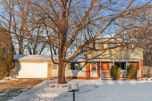 view of front of house with a garage