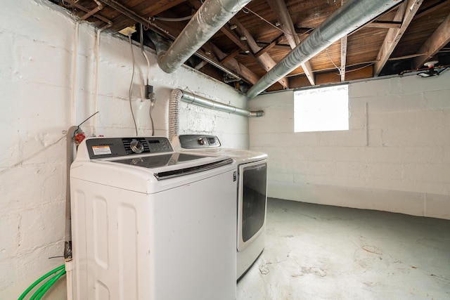 laundry area featuring washer and dryer