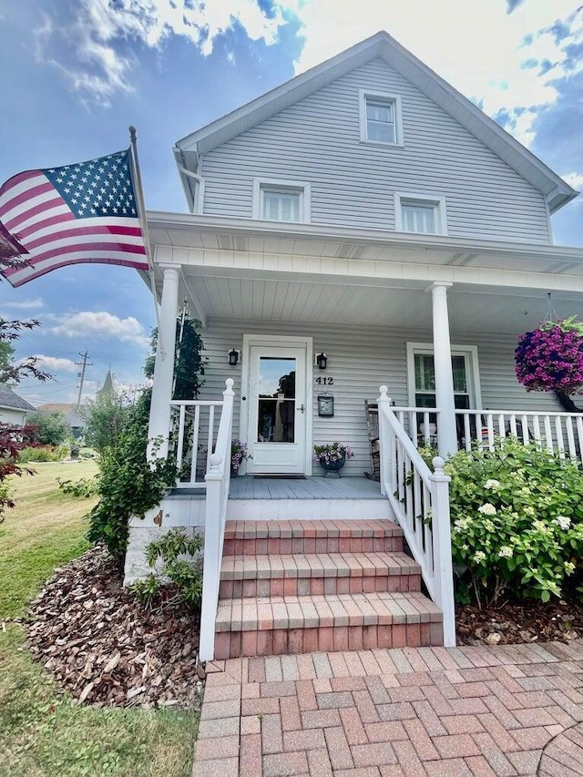 view of front of house