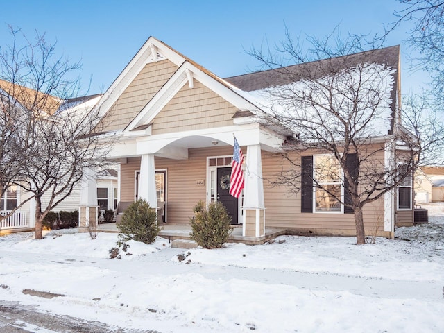 view of front of house featuring a porch