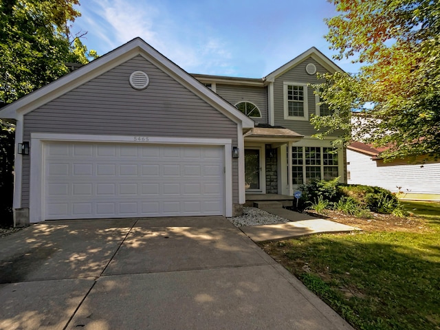 view of front property featuring a garage