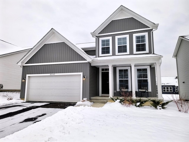 view of front of property featuring a garage