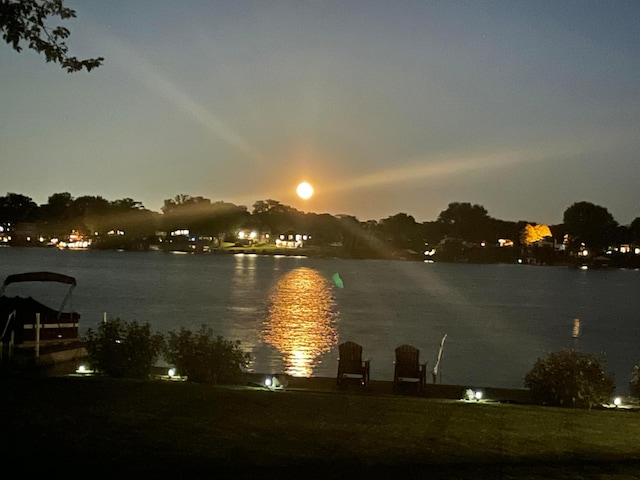 view of water feature