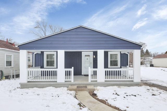 view of front of property with a porch