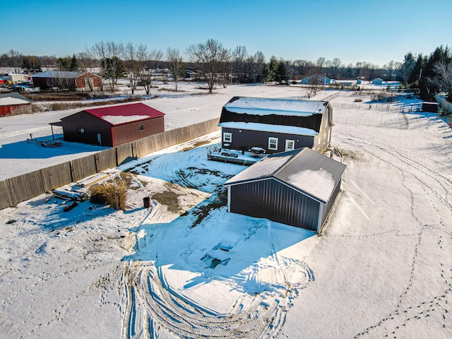 exterior space with an outbuilding