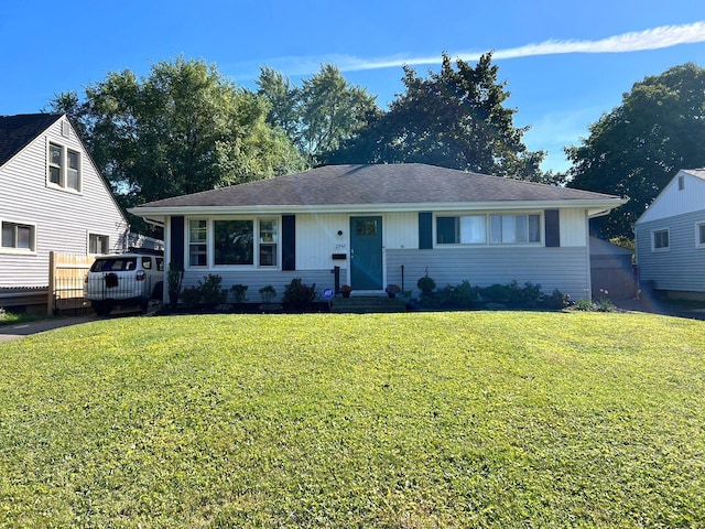 view of front of house with a front yard