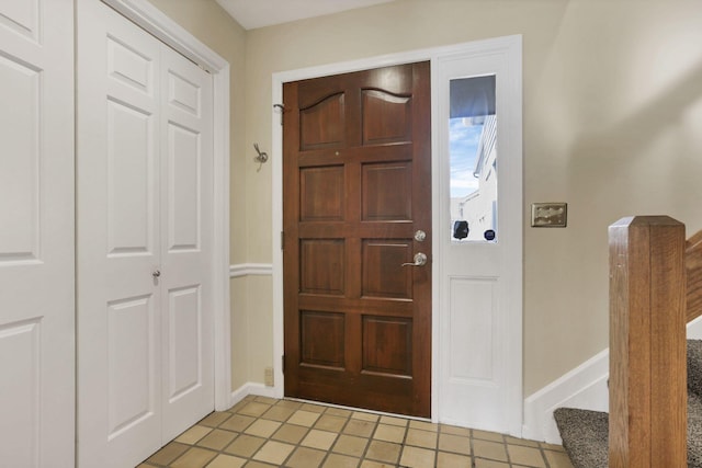 view of tiled entryway