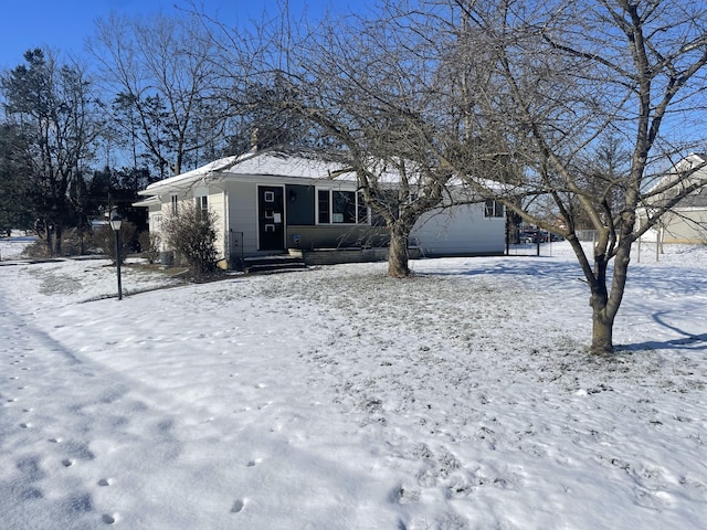 view of front of house