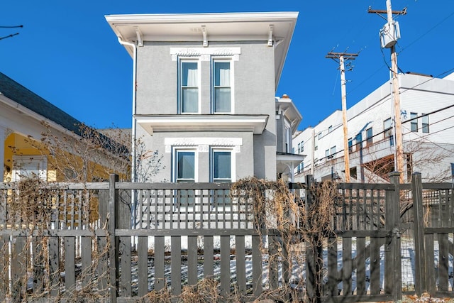 view of italianate house