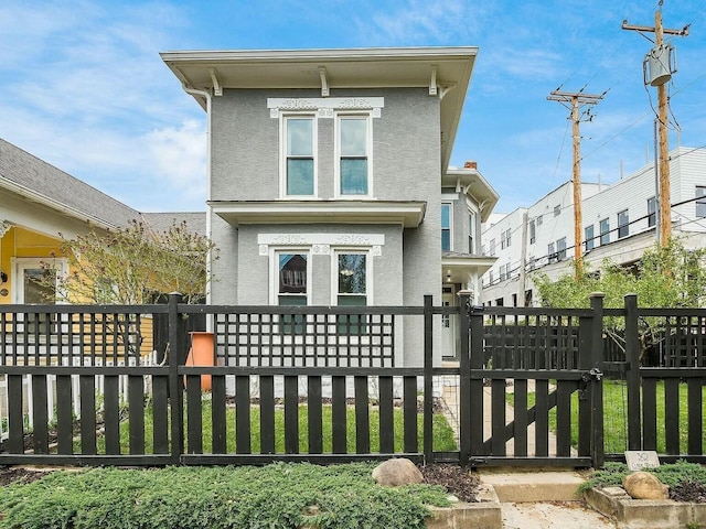 view of italianate-style house