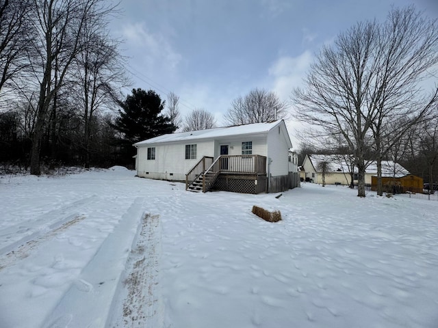 manufactured / mobile home featuring a deck