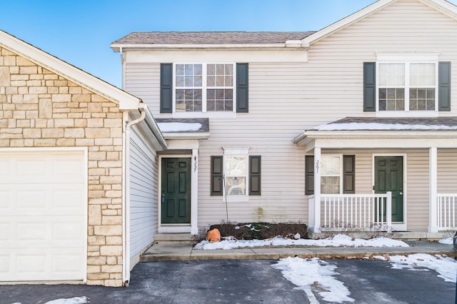 view of front of house featuring a porch