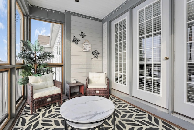 view of sunroom / solarium