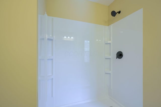 bathroom with walk in shower