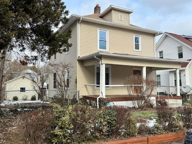 front facade featuring a porch